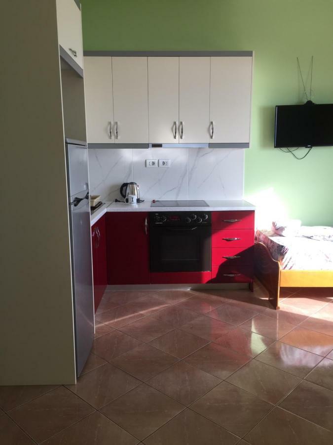 Mana Apartments Ксамил Экстерьер фото